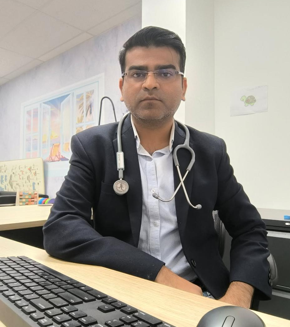 Dr Dattatraya Lokhande MBBS, DCH, DNB, FRACP, Consultant Paediatrician